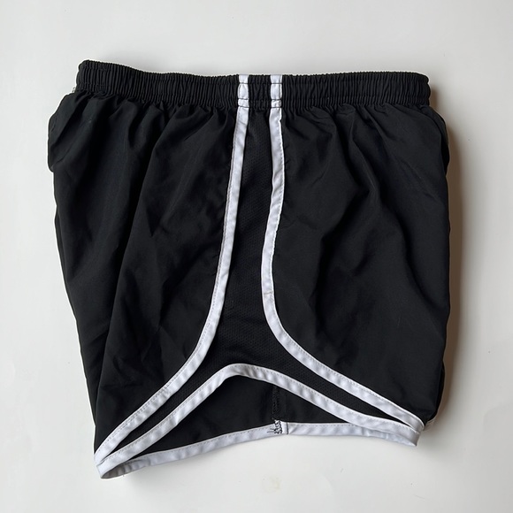 Nike Tempo shorts - Picture 3 of 4